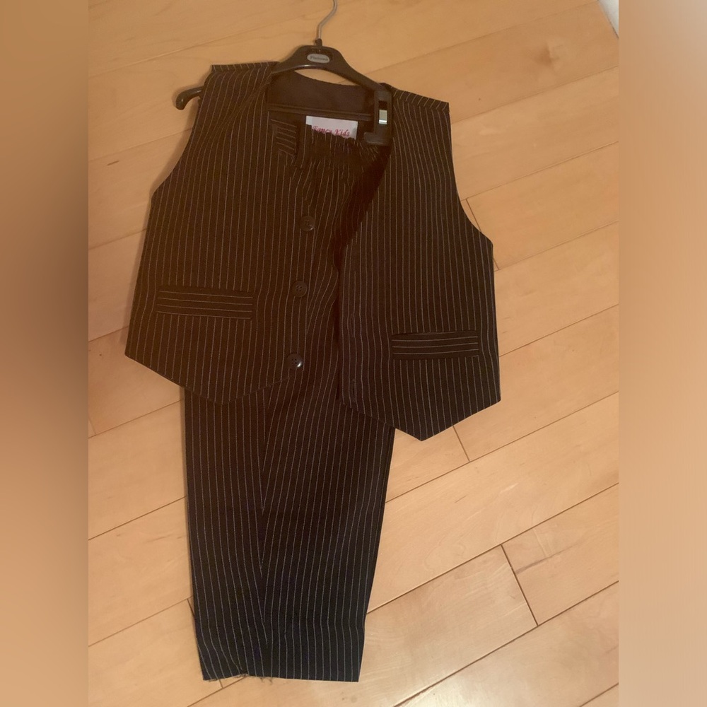 Boy suit vest and pants